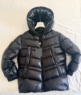 Plumas Moncler Negro Nuevo
