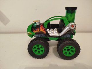 Coche Big Foot Pinypon Action