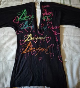 Camiseta Desigual Negra