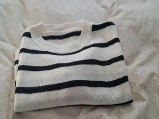 Jersey de rayas blanco y negro