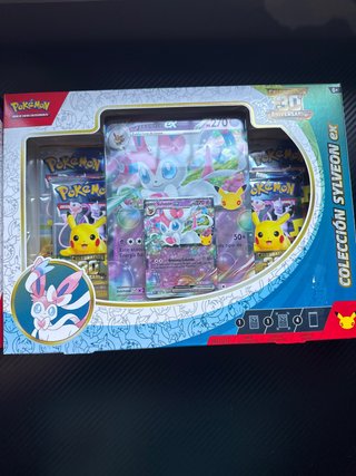 Caja Colección Sylveon 30 Aniversario Pokémon
