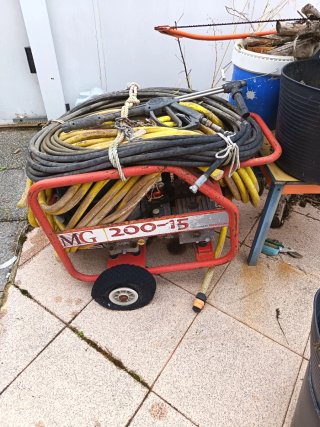 Hidrolimpiadora Profesional MG 200-15 Kawasaki