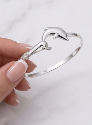 Pulsera rígida de delfines