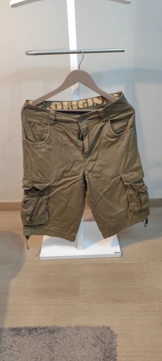 Pantalón corto, verde oliva