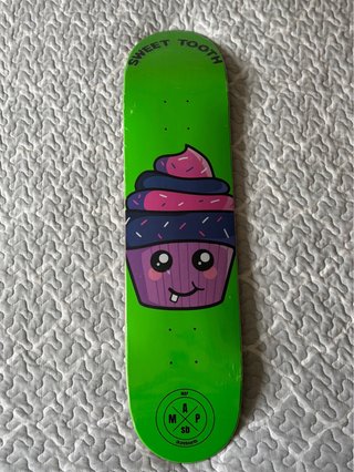 Tabla de Skate Sweet Tooth ¡a estrenar!