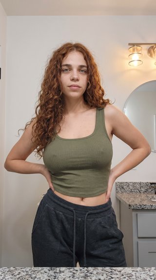 Camiseta de tirantes verde oliva