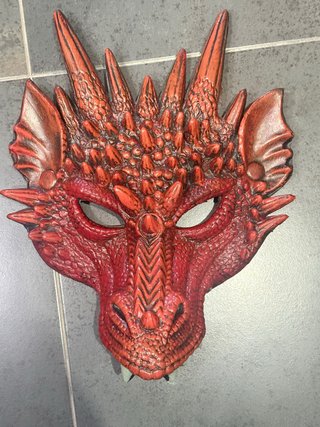 Set Máscara y Alas de Dragón Rojo
