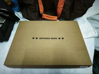 Cartera porta documentos Antonio Miro
