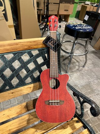Ukelele concierto Ortega Rufire-CE (previo) Rojo