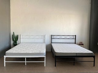 Camas nuevas ! Disponible en blanco y negro