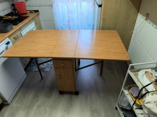 Mesa de Cocina tipo libro de madera y 4 sillas