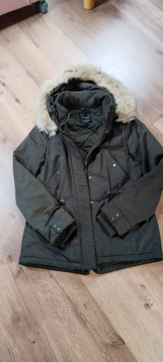 Chaquetón Zara Verde con Capucha