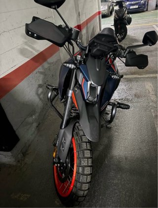 Moto Zontes Adventure