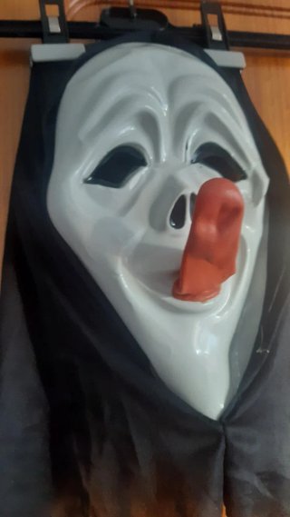 Careta Scream con lengua