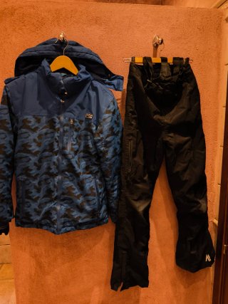 Equipo de ropa de Nieve para Niño 14 Años.