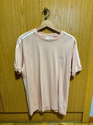 Camiseta Adidas Originals Rosa