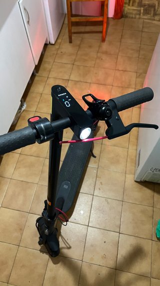 Patinete Eléctrico Xiaomi Mi Electric Scooter Pro