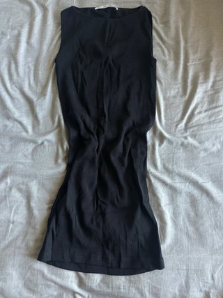 Vestido corto negro