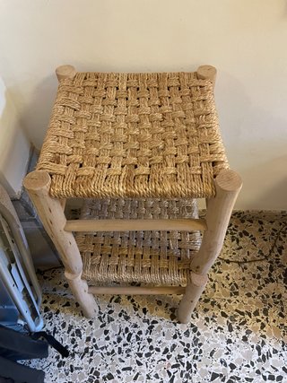 Taburete Decorativo de Madera y Yute