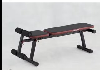 Banco de Abdominales y Ejercicio