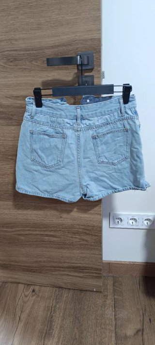 Falda pantalón vaquera corta