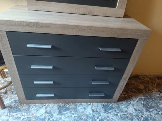 Cajonera de madera gris y beige