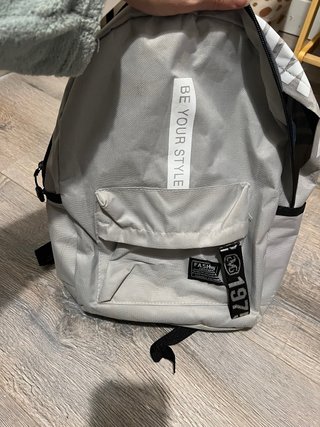 Mochila Escolar Gris