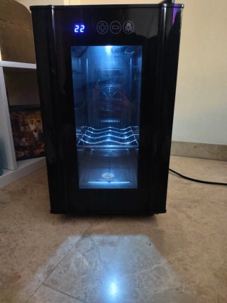 Vinoteca Térmica Negra
