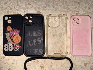 Confezione da 4 custodie per iPhone 13