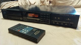 Reproductor CD Hitachi DA-401