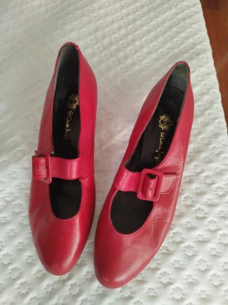 Zapatos de Piel Rojos Talla 38