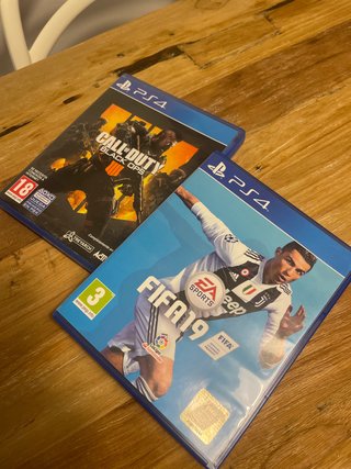 Pack 2 Juegos PS4: Call of Duty y FIFA 19