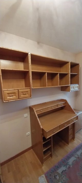 Conjunto Escritorio y Estanterías Bambú