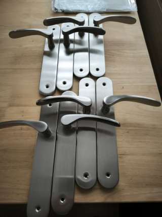 Set de 4 Manillas para Puerta Interior