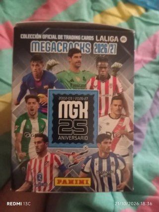8 Scatole Megacracks 2026/27 Panini