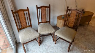Set de 3 sillas de madera y ratán