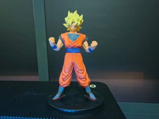Figura Goku Super Saiyan – Dragon Ball Z DXF