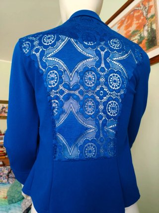 Giacca/ blazer blu elettrico con pizzo