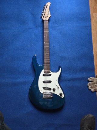 Chitarra elettrica Cort Blu