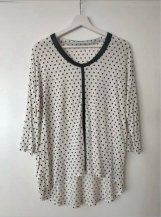 Blusa de lunares