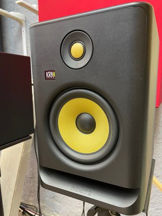Monitores de Estudio KRK Rokit 7 G4 Upgrade