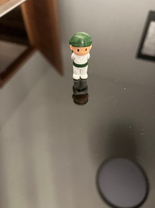 Figura 3D de Personaje con Boina Verde