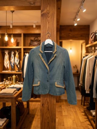 Chaqueta Vaquera con Detalles en Pana