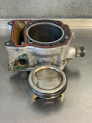 Cilindro y pistón Piaggio X8 200