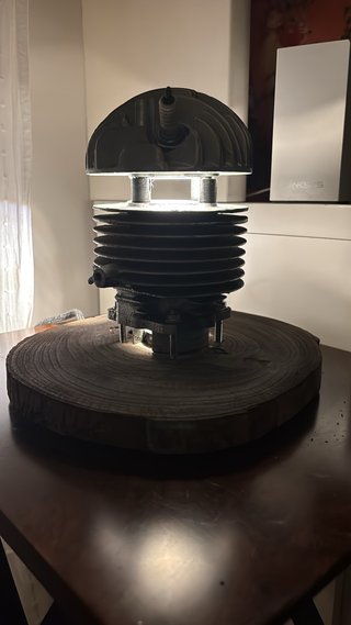 Lampada artigianale motore Vespa