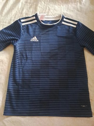 Camiseta adidas azul niño 9/10 años