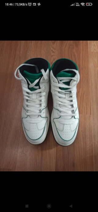 Zapatillas de piel Zara blancas y verdes