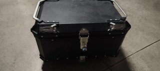 Baúl top case GPR para Moto