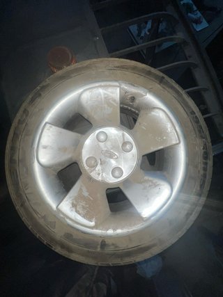 Llantas Ford 15 pulgadas 4x100