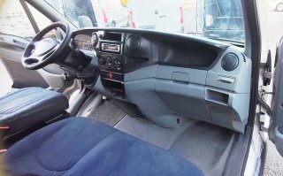 Iveco Daily L2H2 136CV FURGON 3 PLAZAS MUY CUIDADA